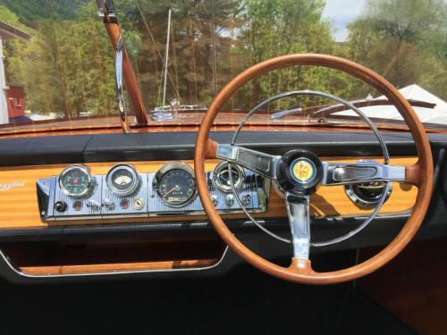 SwissClassicBoats_Pedrazzini_Cavallino_1967_SteeringWheel_Front