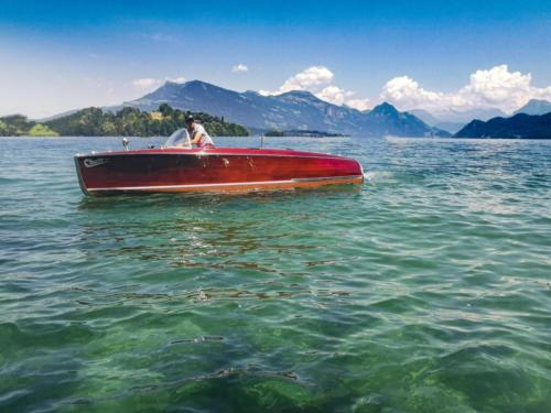 Chris Craft 1939 with Mount Rigi